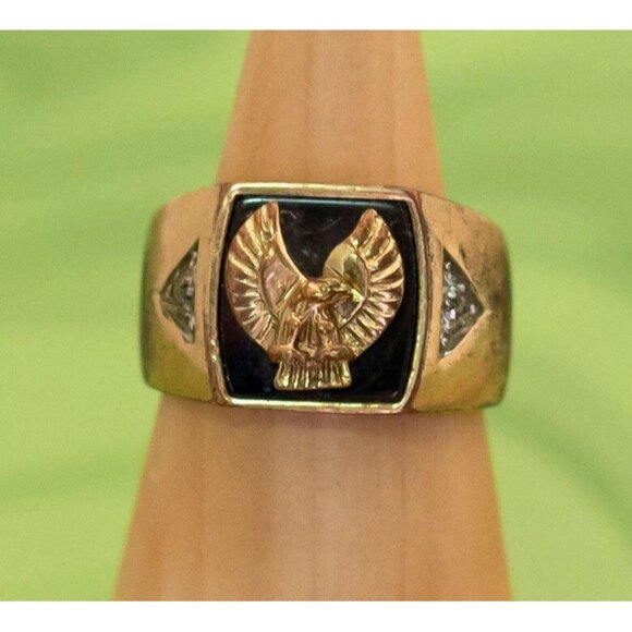 Vintage Eagle Crest Victorian Gold Tone Ring Size 9 1/2 - W6 - Picture 1 of 4